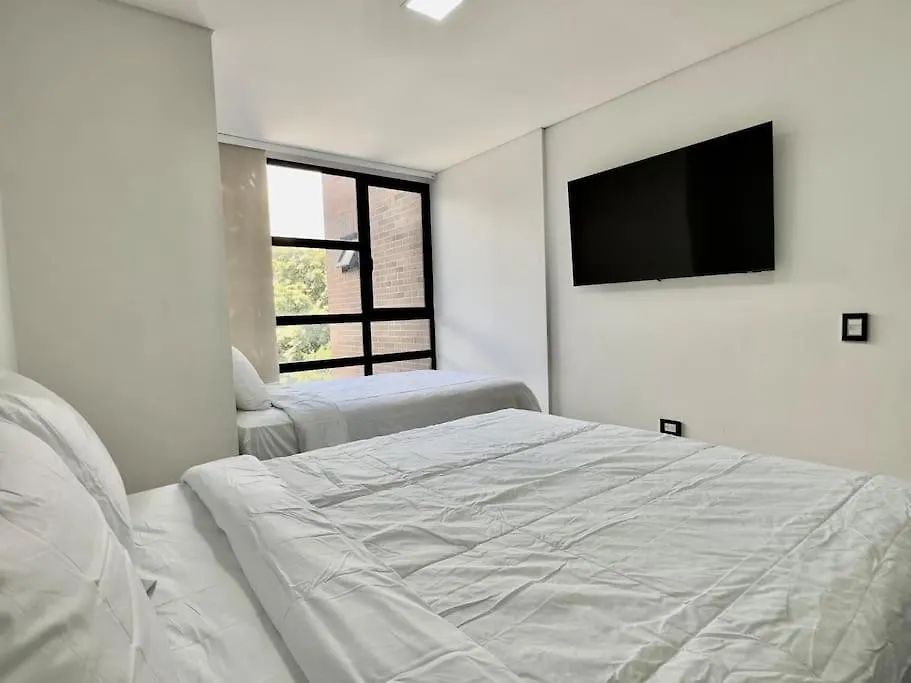 902 Luxury Apartment In Heart Of El Poblado! Medellín