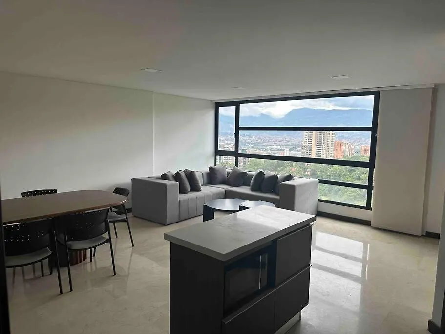 902 Luxury Apartment In Heart Of El Poblado! Medellín