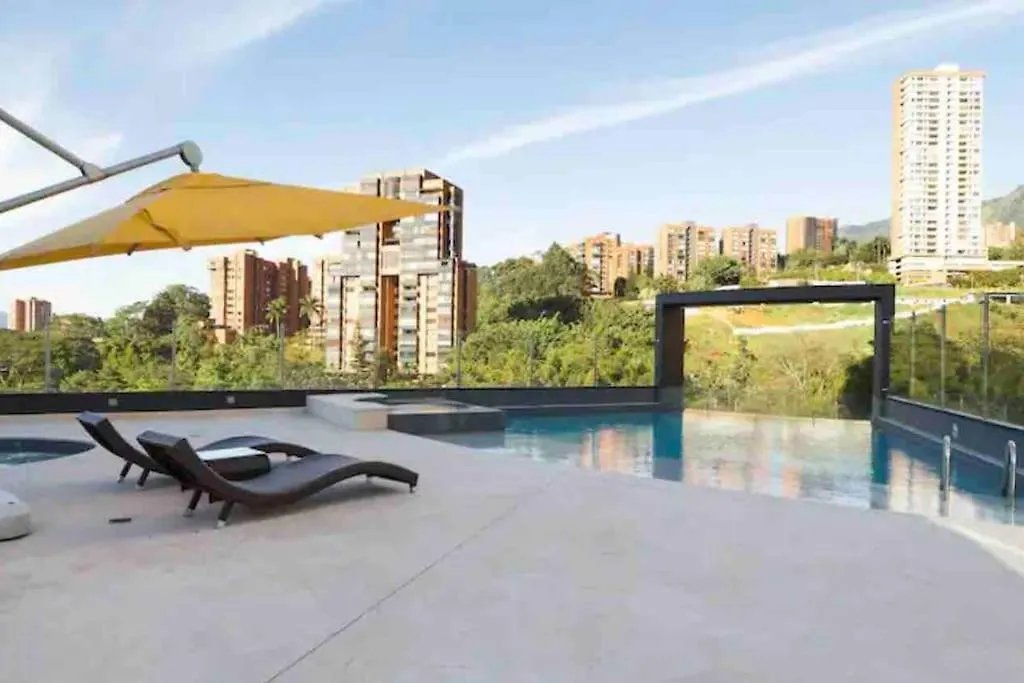 902 Luxury Apartment In Heart Of El Poblado! Medellín