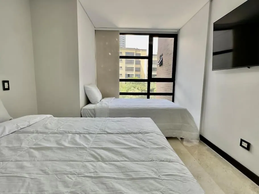 902 Luxury Apartment In Heart Of El Poblado! 메딜린