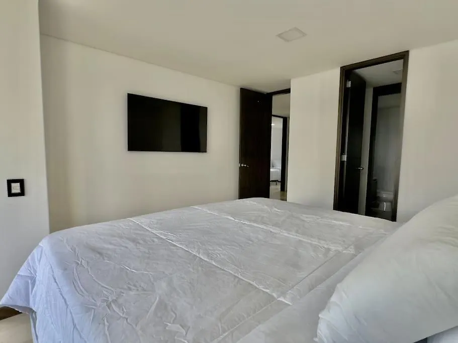 902 Luxury Apartment In Heart Of El Poblado! 메딜린 0*,