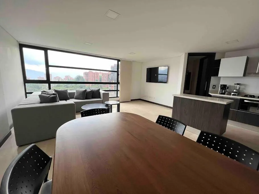902 Luxury Apartment In Heart Of El Poblado! 메딜린